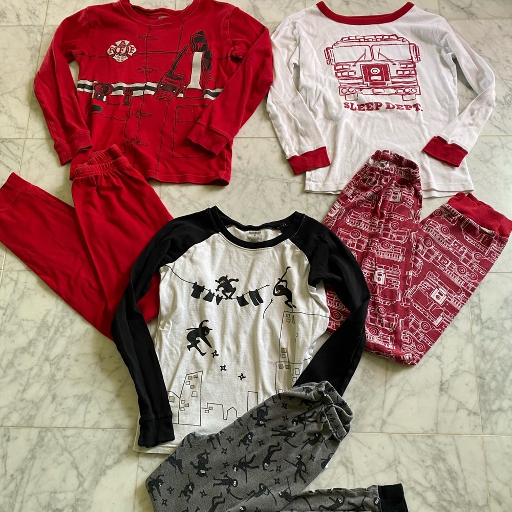 Boys PJ’s Bundle of 3 sets GUC
